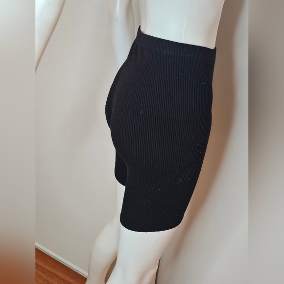 Day&Night Highwaist Black Ribbed Biker Shorts Size S - Picture 4 of 7
